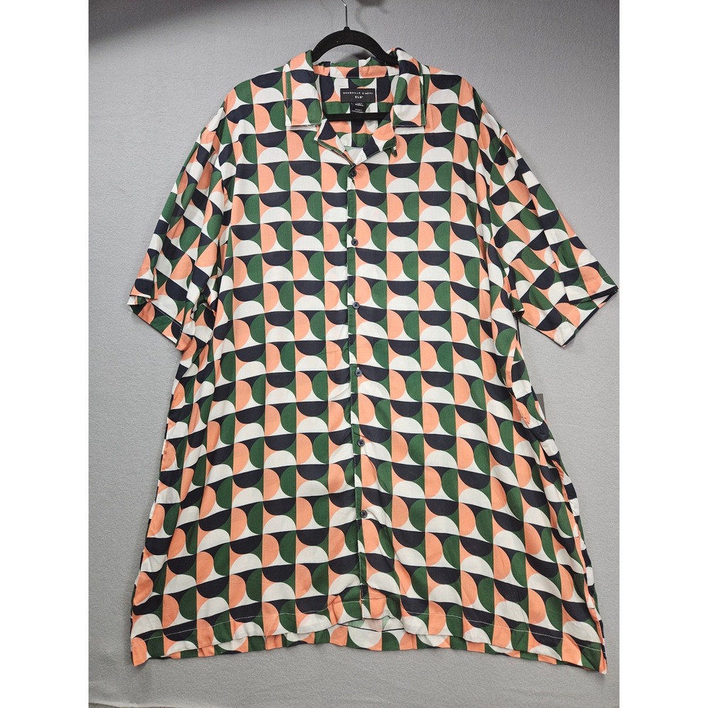 Shaquille O'Neal XLG Mens 2XLT Camp Shirt Geometric Print Rayon Short Sleeve NEW